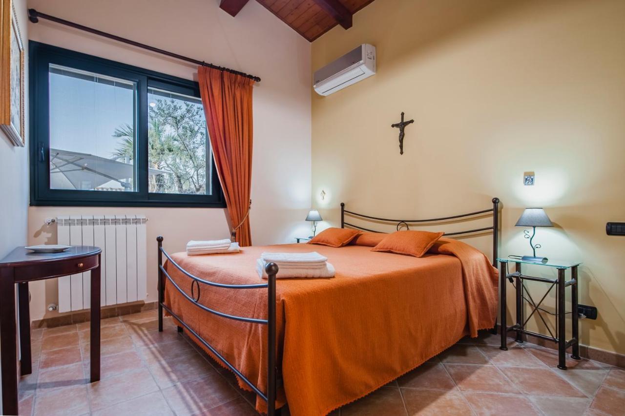 Valleforno Country House Di Charme Ispica Buitenkant foto